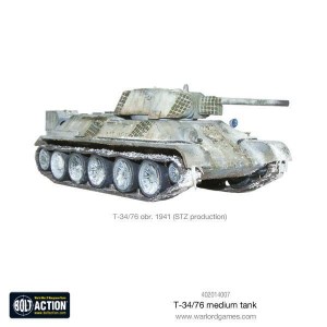 402014007-T-34-76-medium-tank-winter-06